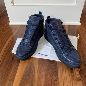 Balenciaga Men’s blue Arena high top sneakers
